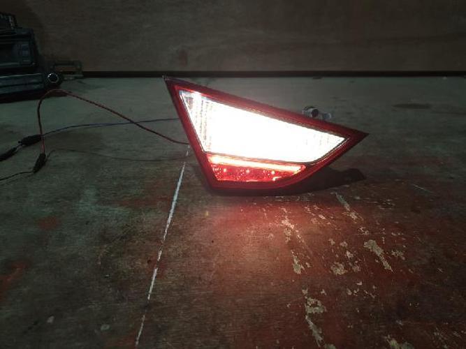Tail Light Left (LH) Inner (tailgate) Hyundai Sonata (2010–2012)