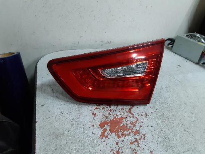 Tail Light Right (RH) Inner (tailgate) Kia K5 (2014–2015)