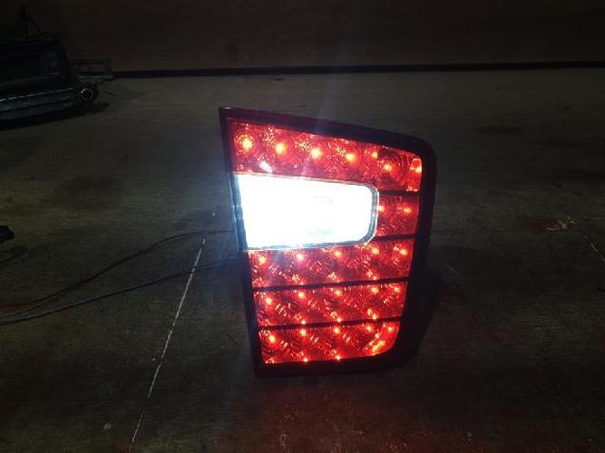 Tail Light Left (LH) Inner (tailgate) Kia Mohave (2011)