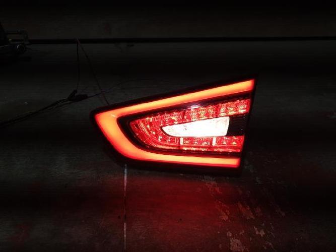 Tail Light Right (RH) Inner (tailgate) Kia K7 (2014–2016) — item 4574