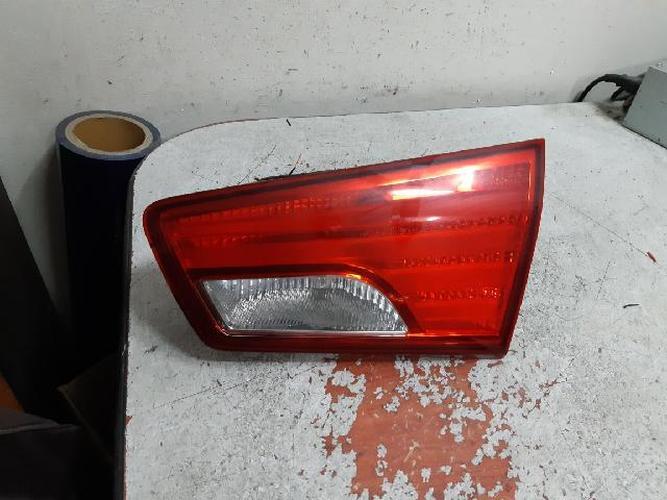 Tail Light Right (RH) Inner (tailgate) Kia Forte (2010)