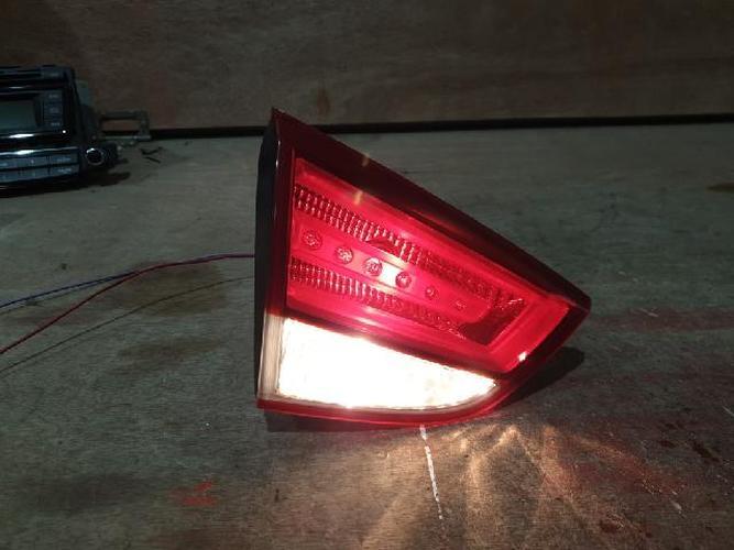 Tail Light Left (LH) Inner (tailgate) Hyundai Tucson (2010–2014)