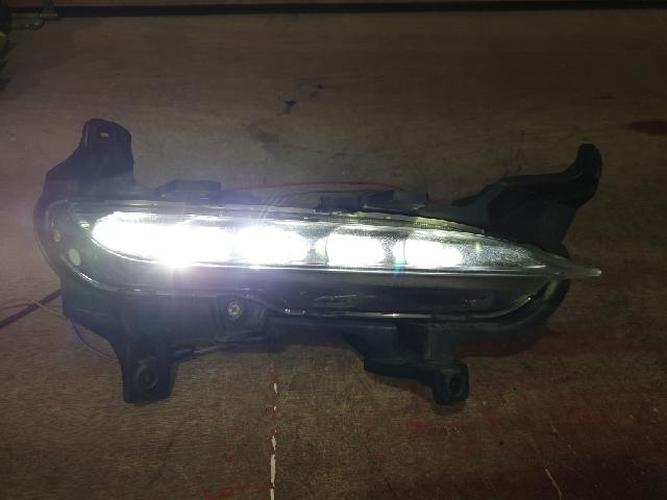Fog Light Right (RH) Hyundai Aslan (2015)