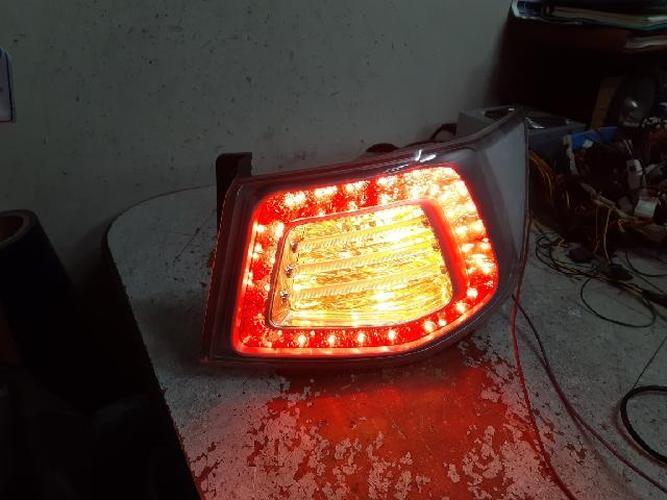 Tail Light Right (RH) Outer (fender) Kia Forte (2009–2011)