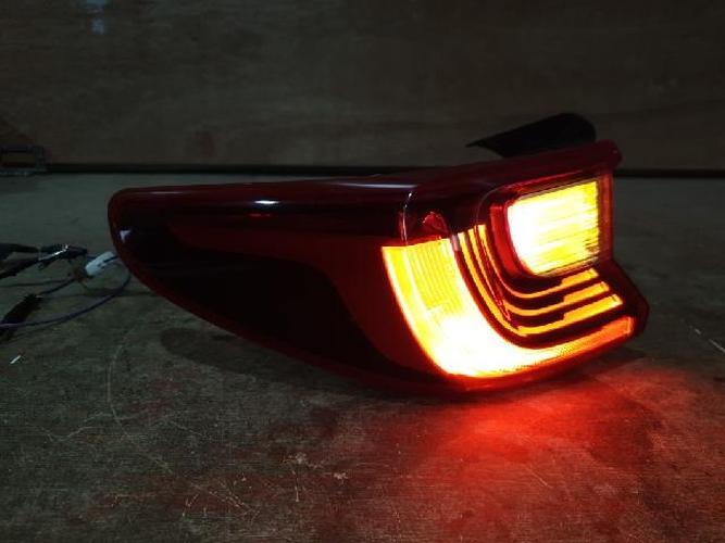 Tail Light Left (LH) Outer (fender) Kia Stonic (2018–2019)