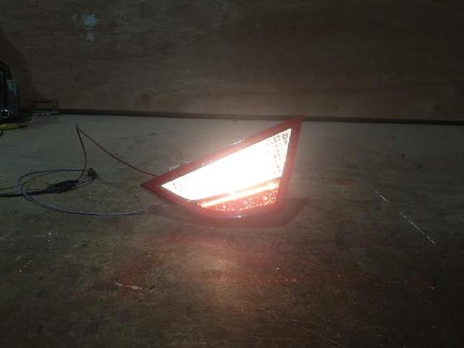 Tail Light Right (RH) Inner (tailgate) Hyundai Sonata (2009–2012)
