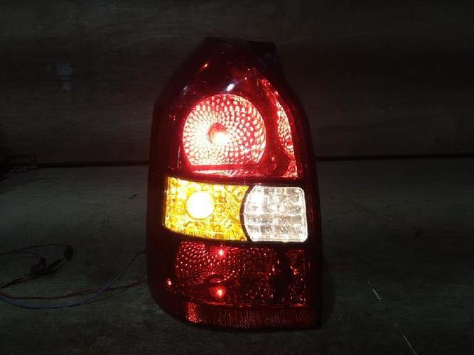 Tail Light Left (LH) Outer (fender) Hyundai Tucson (2004–2008)