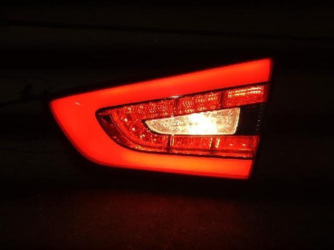 Tail Light Right (RH) Inner (tailgate) Kia K7 (2013–2014)