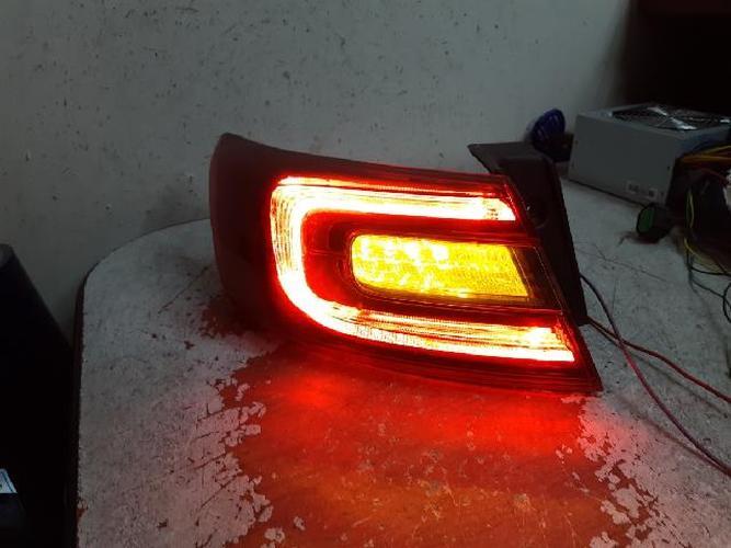 Tail Light Left (LH) Outer (fender) Renault SM6 (2017)