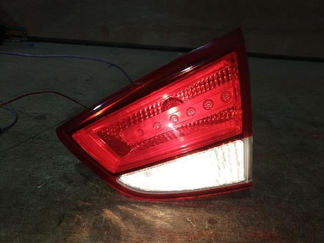 Tail Light Right (RH) Inner (tailgate) Hyundai Tucson (2010–2015)