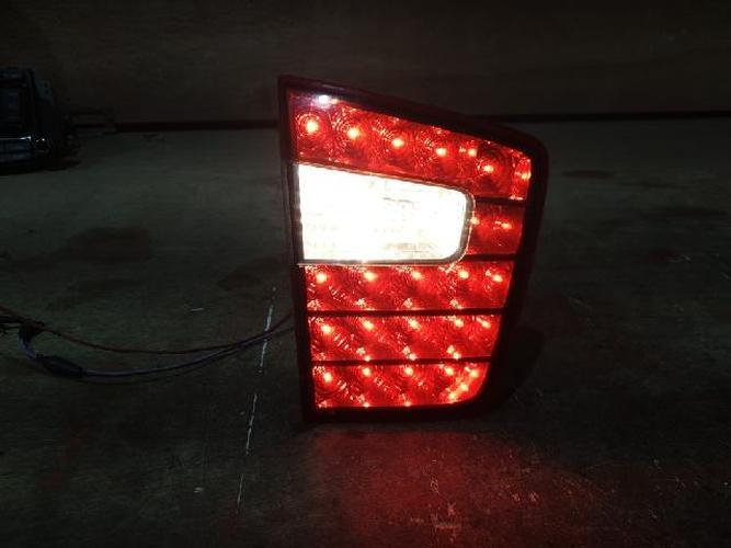 Tail Light Left (LH) Inner (tailgate) Kia Mohave (2011)