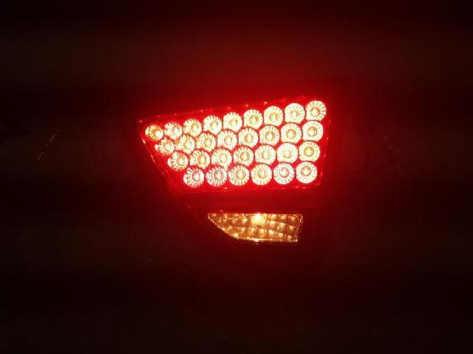 Tail Light Right (RH) Inner (tailgate) Hyundai Veracruz (2007–2010)