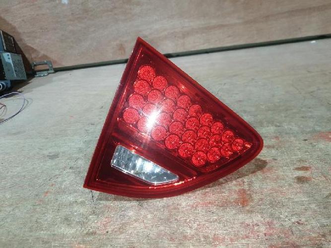 Tail Light Left (LH) Inner (tailgate) Hyundai Veracruz (2007–2012)