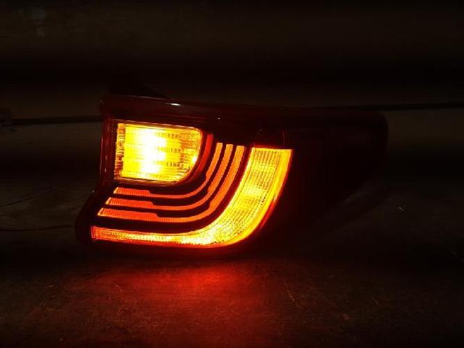 Tail Light Right (RH) Outer (fender) Kia Stonic (2018–2019)