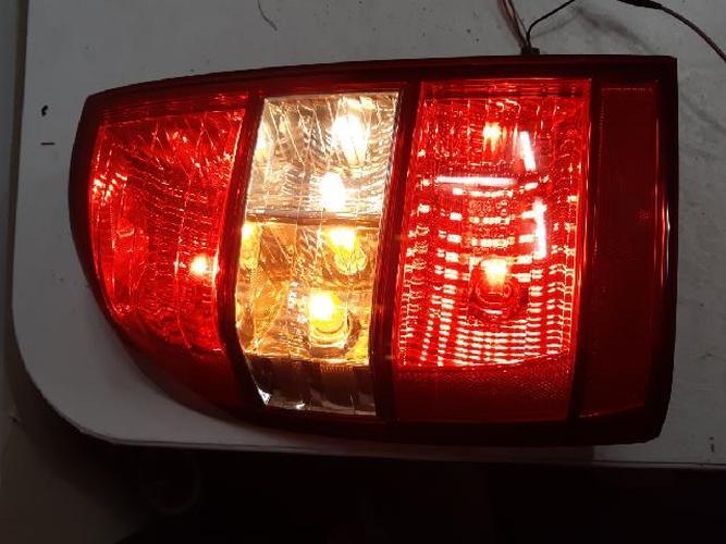 Tail Light Left (LH) Outer (fender) Kia Carnival (2010)