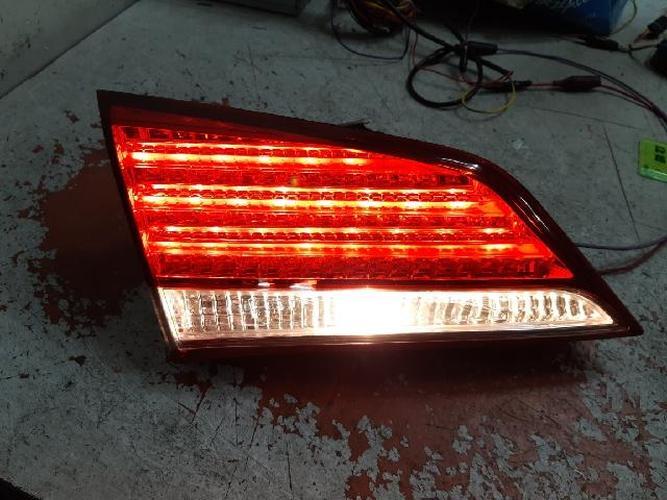 Tail Light Left (LH) Inner (tailgate) Hyundai i40 (2012–2013)