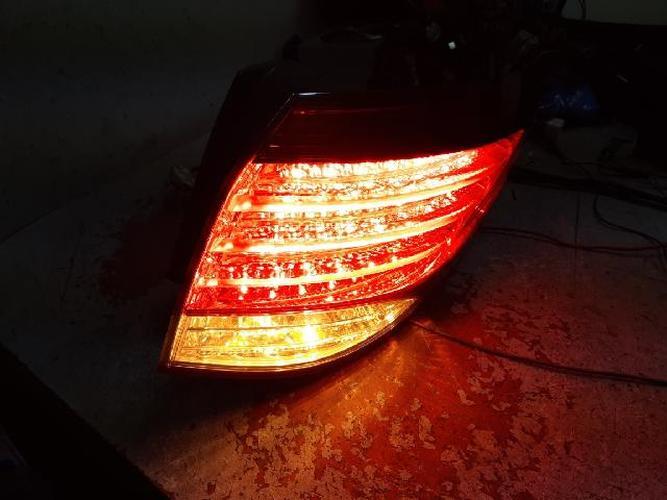 Tail Light Right (RH) Outer (fender) Hyundai i40 (2011–2014)