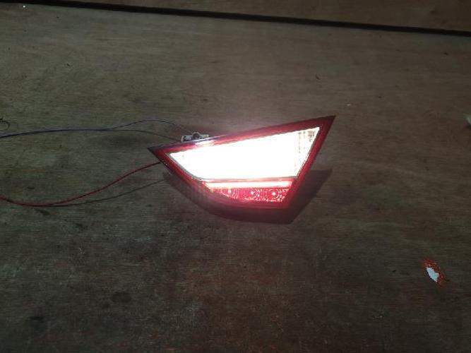 Tail Light Right (RH) Inner (tailgate) Hyundai Sonata (2009–2012)