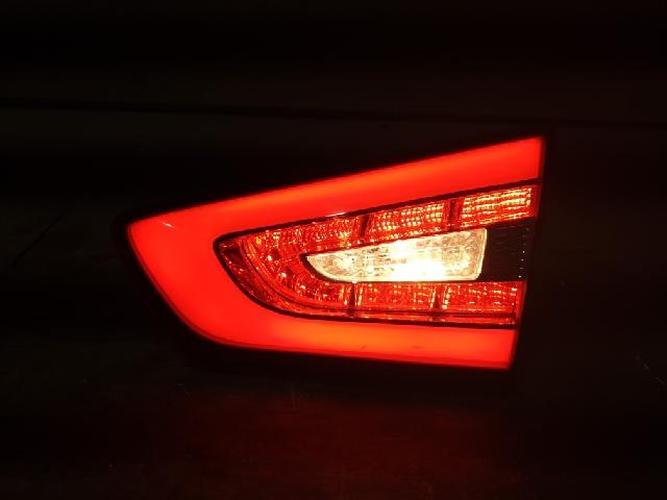 Tail Light Right (RH) Inner (tailgate) Kia K7 (2013–2014)