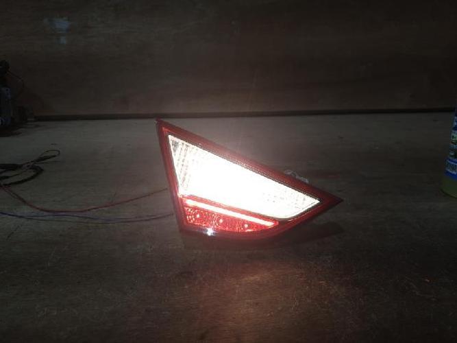 Tail Light Left (LH) Inner (tailgate) Hyundai Sonata (2010–2012)