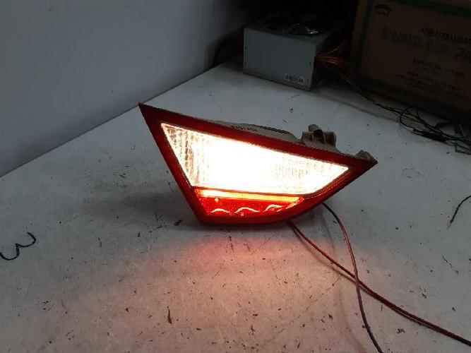 Tail Light Left (LH) Inner (tailgate) Hyundai Sonata (2010–2012)