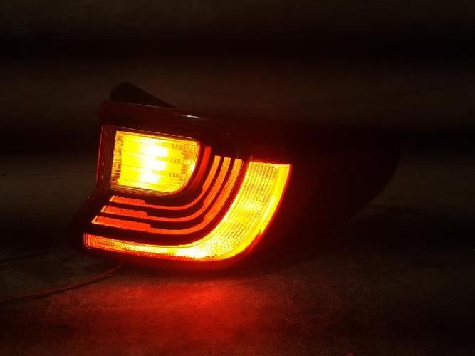 Tail Light Right (RH) Outer (fender) Kia Stonic (2018–2019)