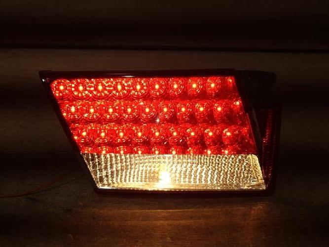 Tail Light Left (LH) Inner (tailgate) Hyundai Grandeur (2009)