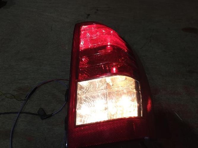 Tail Light Right (RH) Outer (fender) Kia Carnival (2007–2011)