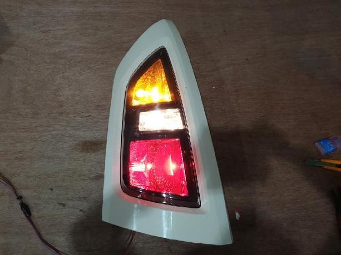 Tail Light Left (LH) Outer (fender) Kia Soul (2011)