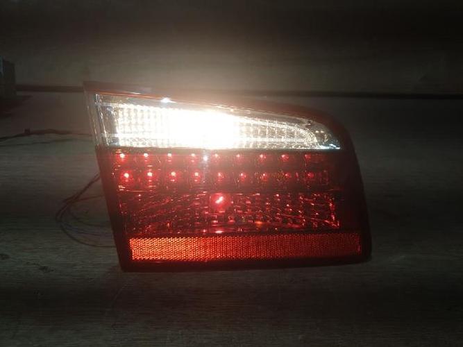 Tail Light Left (LH) Inner (tailgate) Kia Lotze (2007)