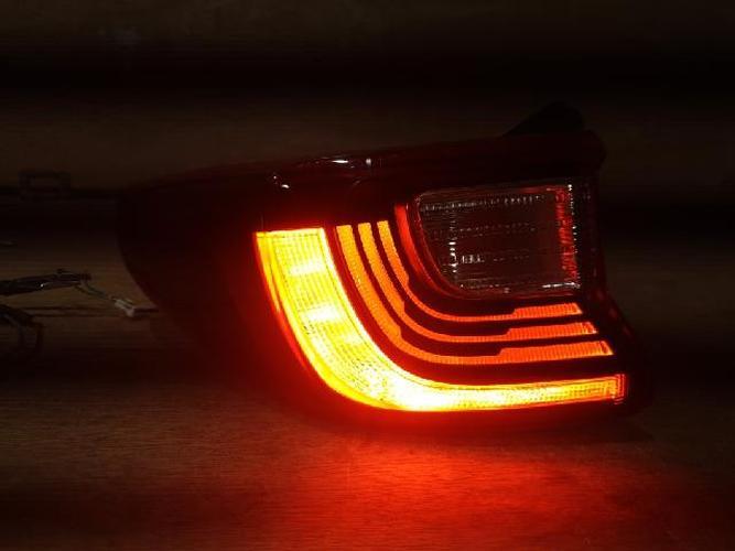 Tail Light Left (LH) Outer (fender) Kia Stonic (2018–2019)