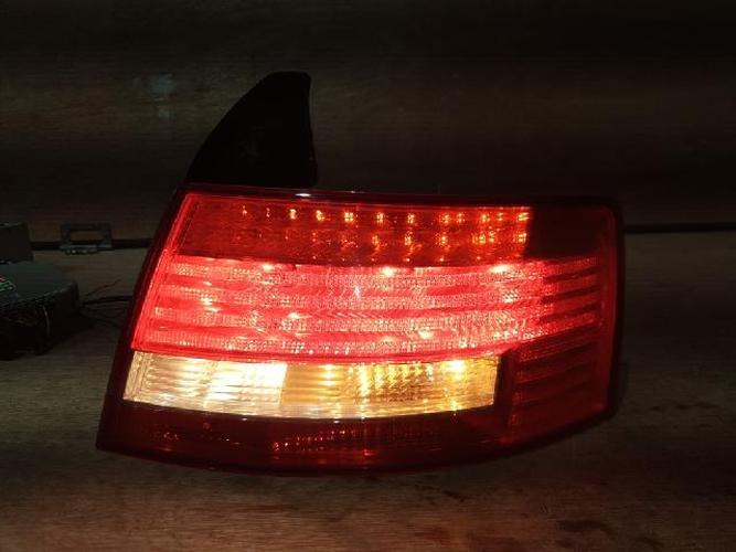 Tail Light Right (RH) Outer (fender) Audi A6 (2008)