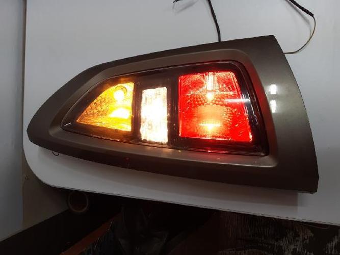 Фонарь задний правый внешний Kia Soul (2009)