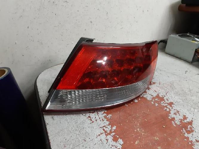 Tail Light Right (RH) Outer (fender) Hyundai Grandeur (2005–2006)
