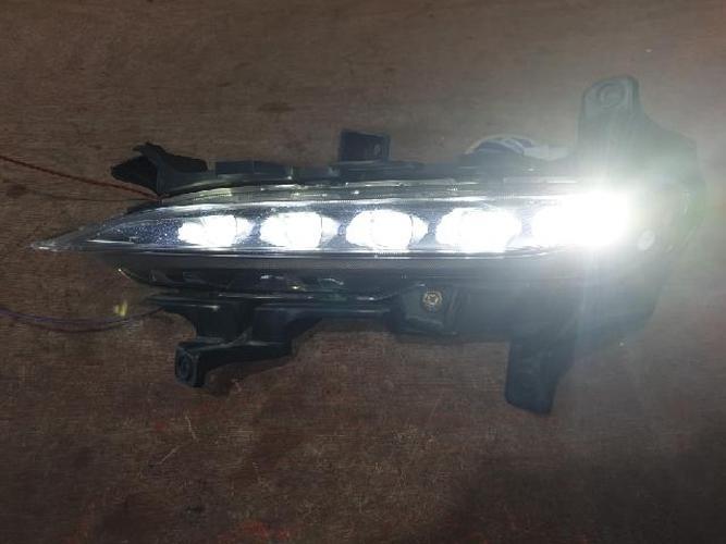 Fog Light Left (LH) Hyundai Aslan (2015)