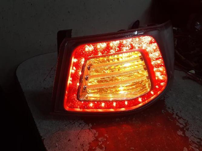 Tail Light Right (RH) Outer (fender) Kia Forte (2009–2011)