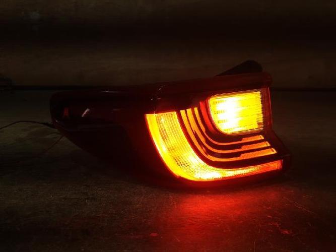 Tail Light Left (LH) Outer (fender) Kia Stonic (2018–2019)