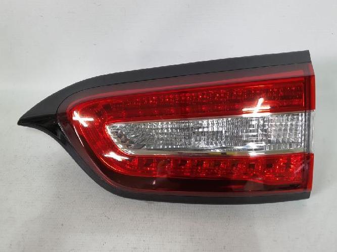 Tail Light Right (RH) Inner (tailgate) Jeep Grand Cherokee (2016)