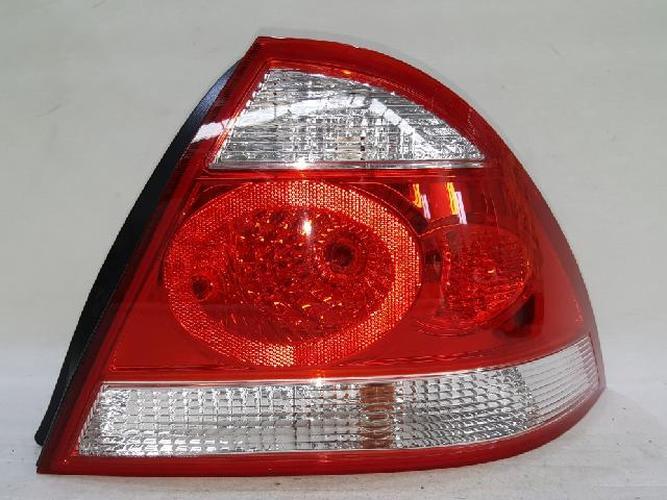 Tail Light Right (RH) Outer (fender) Renault SM3 (2009)