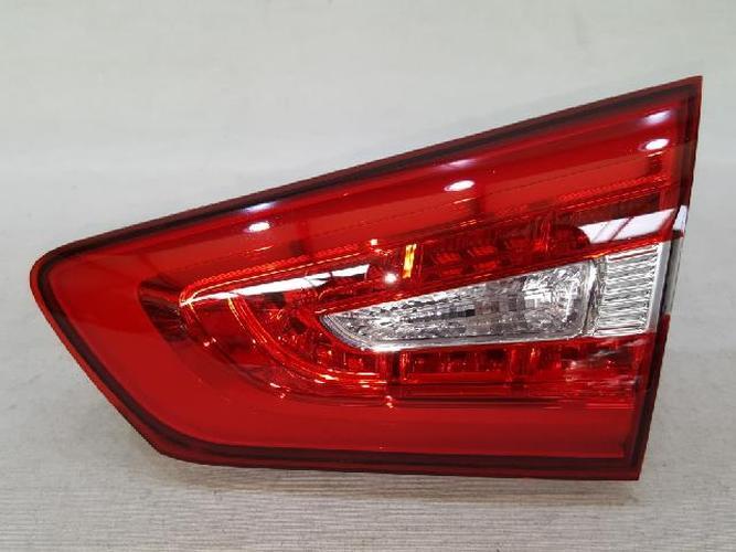 Tail Light Right (RH) Inner (tailgate) Kia K7 (2013–2015)