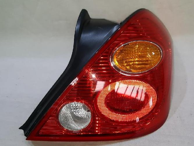 Tail Light Right (RH) Outer (fender) Renault SM5 (2007)