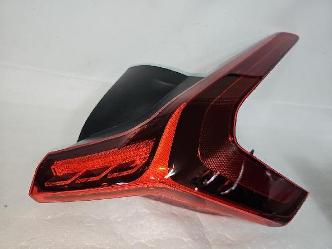 Tail Light Right (RH) Outer (fender) Kia K8 (2022)