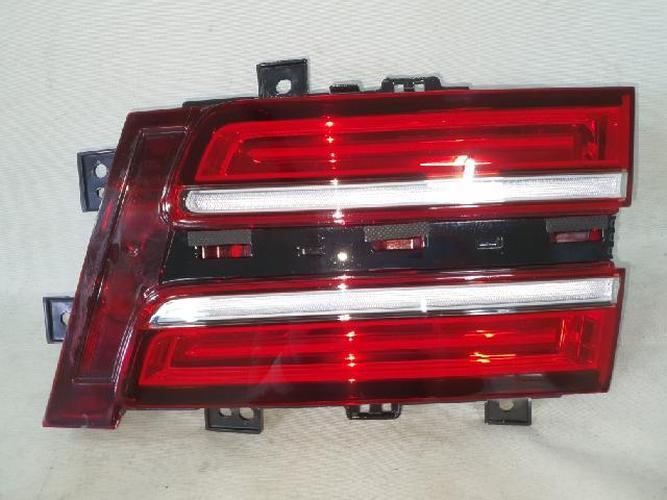 Tail Light Right (RH) Inner (tailgate) Genesis GV80 (2020)