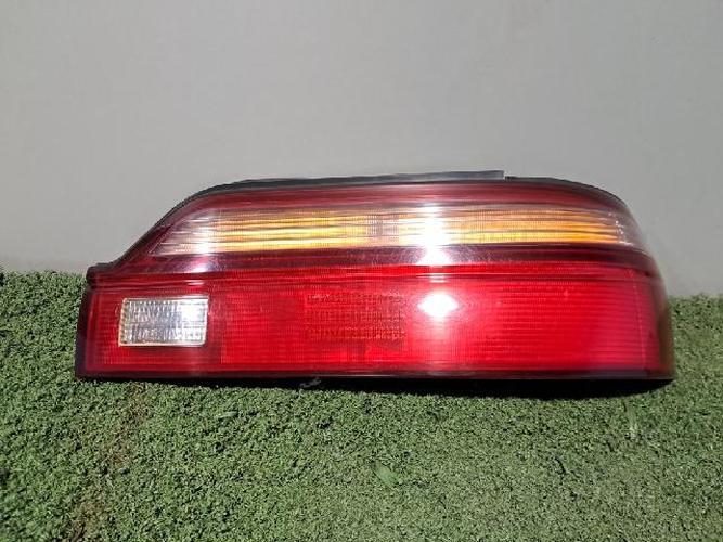 Фонарь задний правый внешний Hyundai Grandeur (1997)