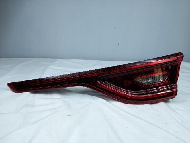Tail Light Right (RH) Inner (tailgate) Renault SM6 (2016–2019)