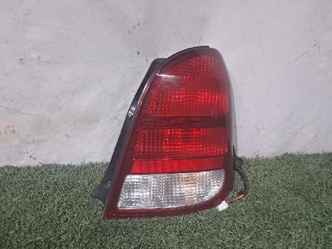 Tail Light Right (RH) Outer (fender) Kia Carens (2000)