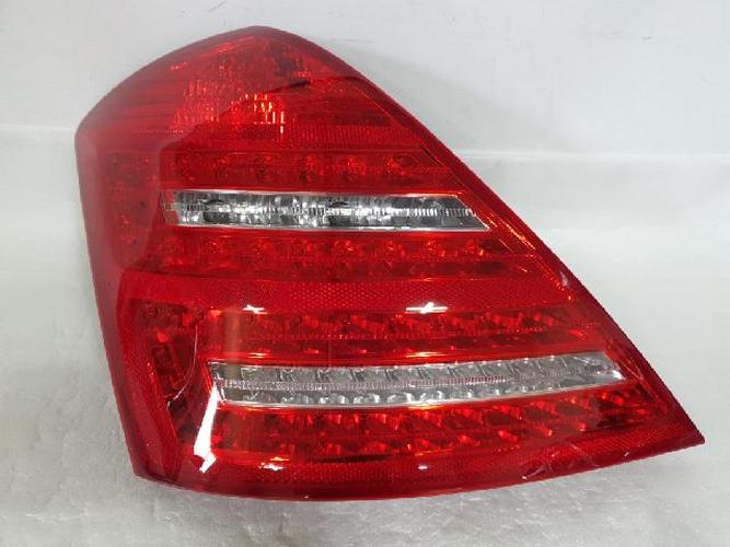 Фонарь задний левый внешний Mercedes-Benz S-Class (2009)