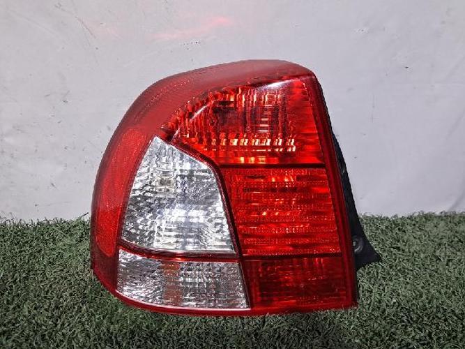 Tail Light Left (LH) Outer (fender) Kia Spectra (2001)