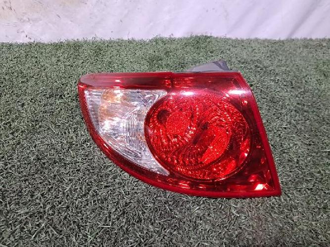 Tail Light Left (LH) Outer (fender) Hyundai Santa Fe (2006–2009)
