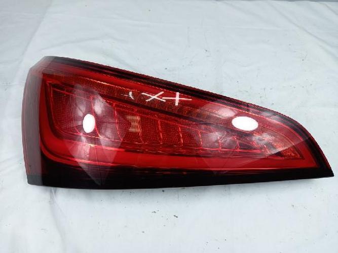 Tail Light Left (LH) Outer (fender) Audi Q5 (2017)